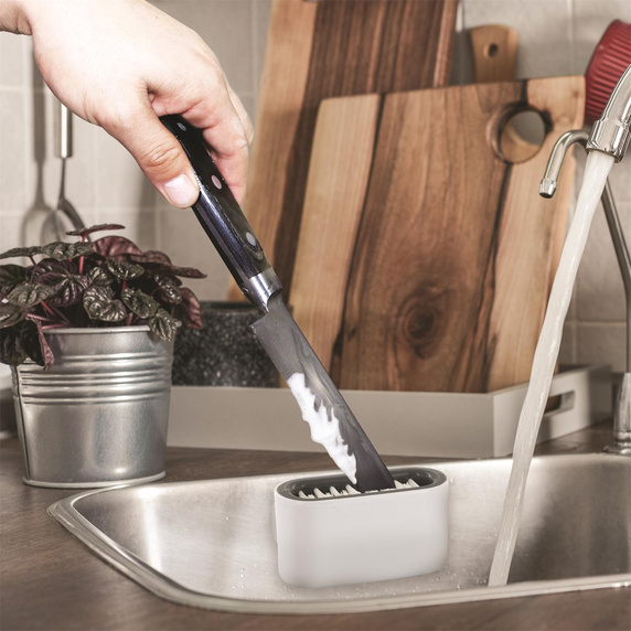 Szczotka do czyszczenia sztućców  z przyssawką szary