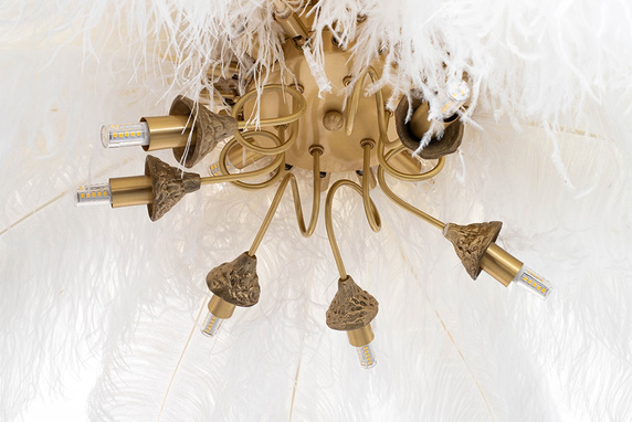 MOOSEE lampa wisząca TIFFANY 135 biała mosiądz / naturalne pióra