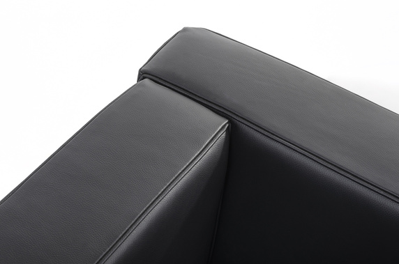 Sofa trzyosobowa SOFT LC2 czarna - włoska skóra naturalna, metal