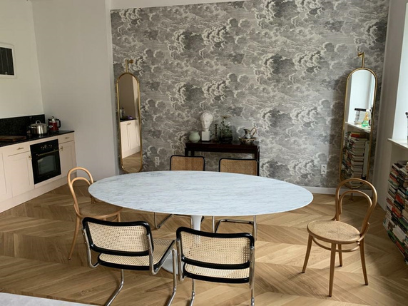Stół TULIP ELLIPSE MARBLE CARRARA 200     biały - marmur, metal