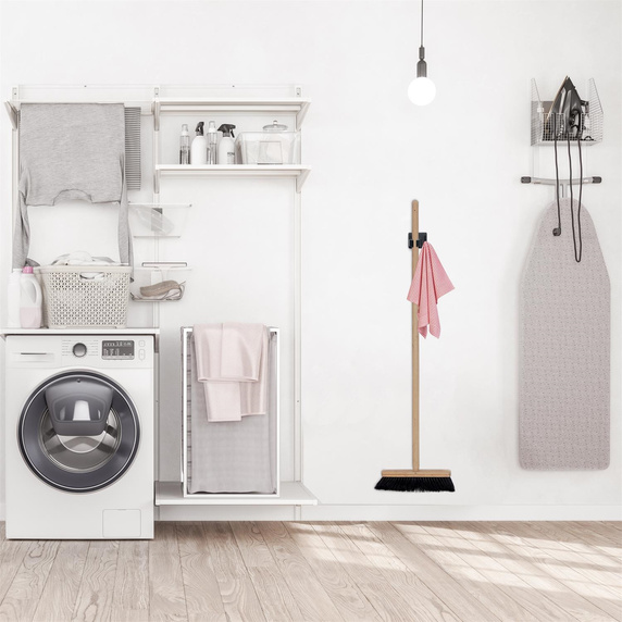 Uchwyt ścienny na szczotkę do zamiatania  /mop