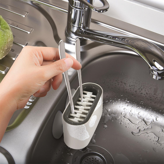 Szczotka do czyszczenia sztućców  z przyssawką szary