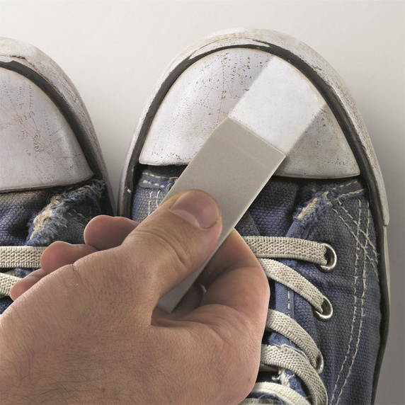 Magiczna gumka do zarysowań i zabrudzeń