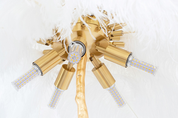 MOOSEE lampa podłogowa TIFFANY 175 biała mosiądz / naturalne pióra