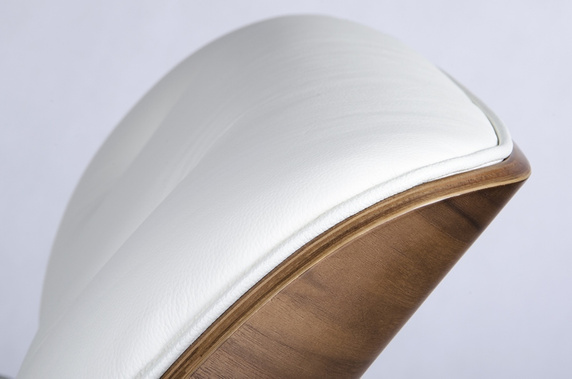 Fotel LOUNGE HM biały / orzech z podnóżkiem biały