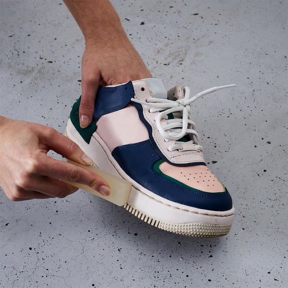 Magiczna gumka do butów