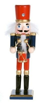 Dziadek do orzechów Luke 18cm             z bębenkiem